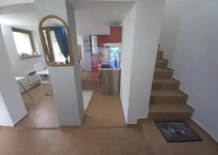 Slnecna Tatil Evi Vyhne